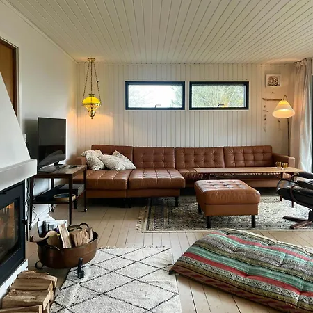 Holiday home Nordic Summer House In Near Heatherhill *